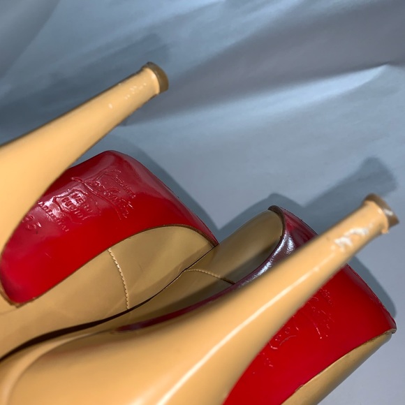 CHRISTIAN LOUBOUTIN size 35 Decollete 868 100 Calf - Picture 5 of 10